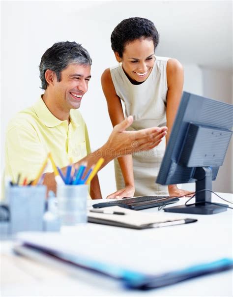 Business Man Pointing at Computer 的图像结果