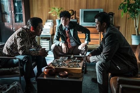 《神之一手2：鬼手》上映4天观影破百万 - 韩国最大的传媒机构《中央日报》中文网
