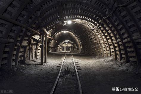 国家矿山安监局通报三起煤矿事故 共致12死21人被困_掘进