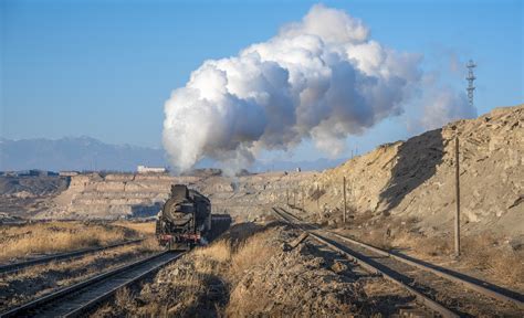 CR JS 8222 / Hami, Xinjiang Uygur Zizhiqu — Trainspo