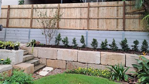 Sandstone Retaining Wall Blocks