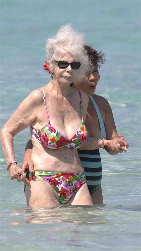 Funny Pictures Of Old Ladies In Bikinis at Diane Gilbreath blog