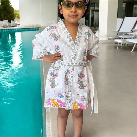 Grey Elephant- Kids Cotton Waffle Bathrobe – Kapaas Katha