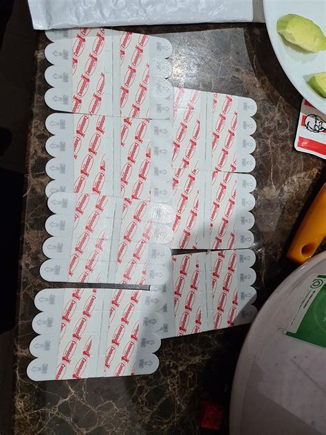 Command Poster Strips, Damage Free Hanging Poster Hangers, No Tools ...