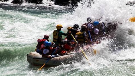 Rishikesh draws over 8,000 tourists for river rafting within 10 days of ...