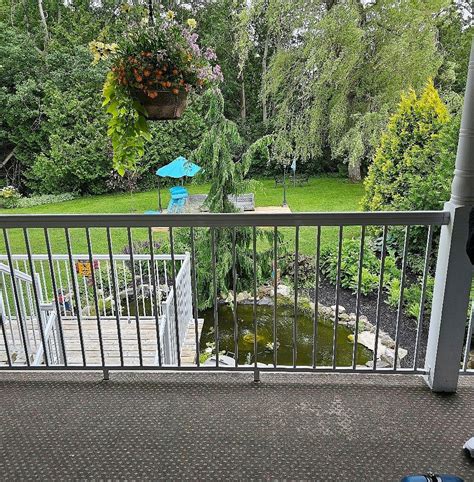 ADVENTURE THE BRUCE INN (Tobermory, Ontario) - Motel Reviews, Photos ...
