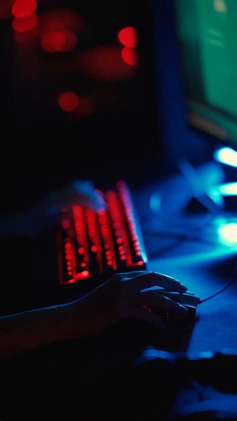 Buetiful Computer Machine 的图像结果