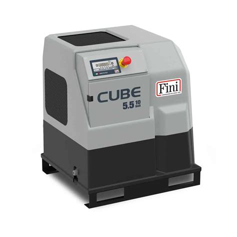 Compact, direct drive transmission screw compressor. - CUBE 5.5-10
