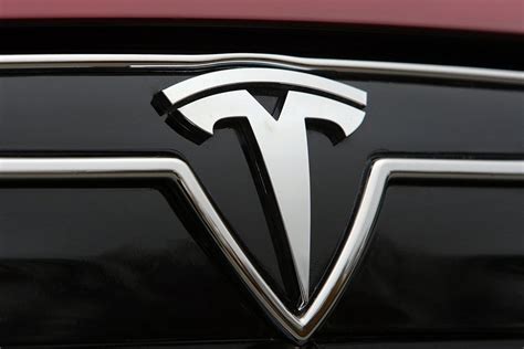 Tesla Recalls Over 27,000 Cybertrucks Due to Rear-View Camera Delay