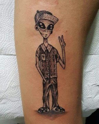 Alien Back Tattoo 的图像结果