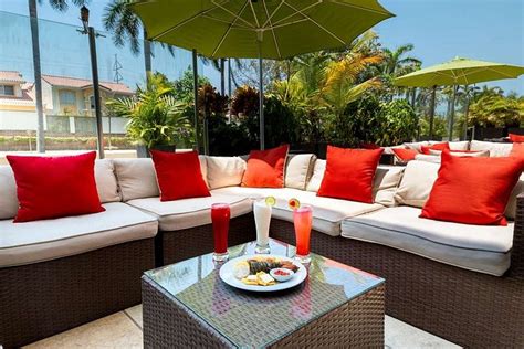 HILTON GARDEN INN BARRANQUILLA - Hotel Reviews, Photos, Rate Comparison ...