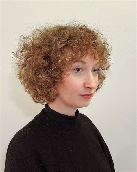 11 Flawless Ways To Wear A Short Curly Bob