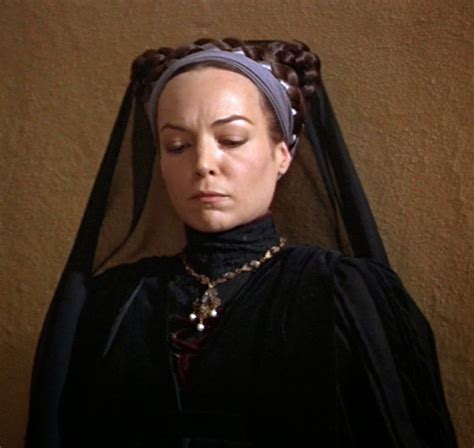 Romeo and Juliet 1968 - Lady Capulet | Romeo and juliet, Lady capulet ...