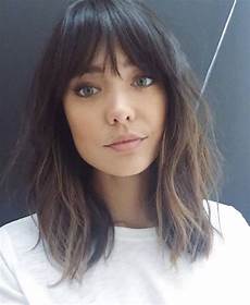 medium hairstyles with side fringe 45 medium hair cuts with bangs for new look koees medium hairstyles with side fringe 45 medium hair cuts with bangs for new look koees