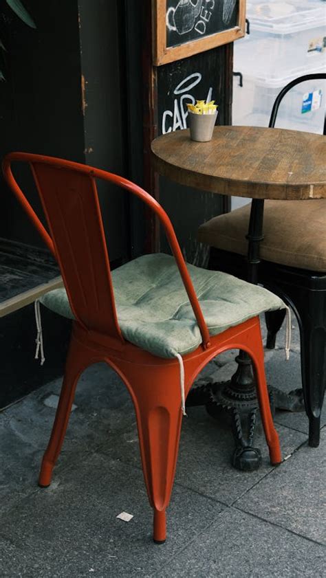 Outdoor Cafe 的图像结果