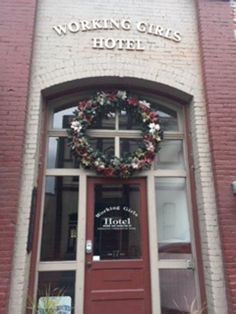 WORKING GIRLS HOTEL (Pendleton) - Hotel Reviews & Photos - Tripadvisor