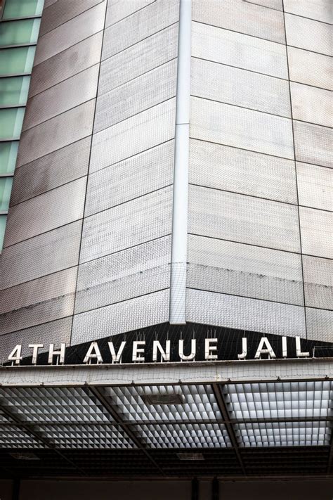 Arizona jail inmate sent to hospital after fight with officers