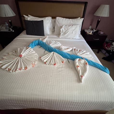 RODA AMWAJ SUITES (Dubai) - Apartment Reviews, Photos, Rate Comparison ...