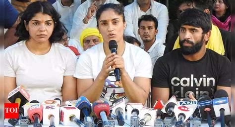 Wrestlers Protest News: Expect Sunday's mahapanchayat to be a huge ...
