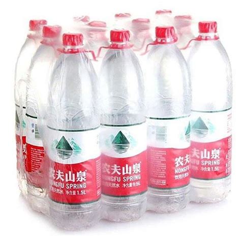 大量批发 农夫山泉矿泉水1.5L12瓶整箱 天然饮用水瓶装水