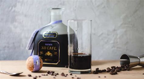 Kaffeelikör im Test: Unsere Favoriten & Rezepte für daheim