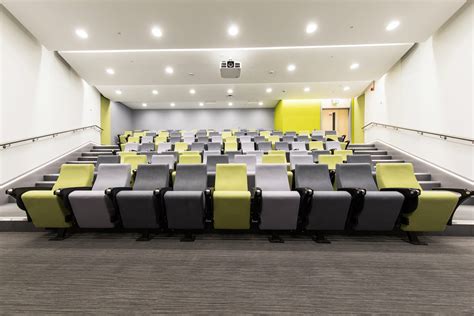 Lecturing Hall 的图像结果