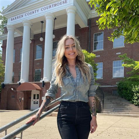 American Pickers star Mike Wolfe's girlfriend Leticia Cline's ...