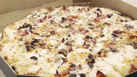 What is the Dominos Tiktok pizza? Ingredients of viral pie revealed ...