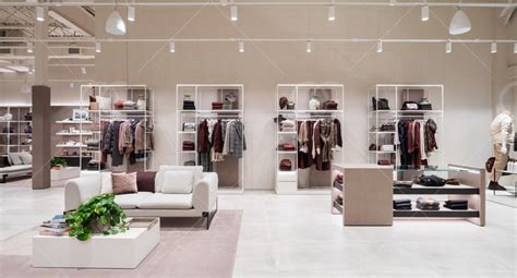 Cloth Shop 的图像结果