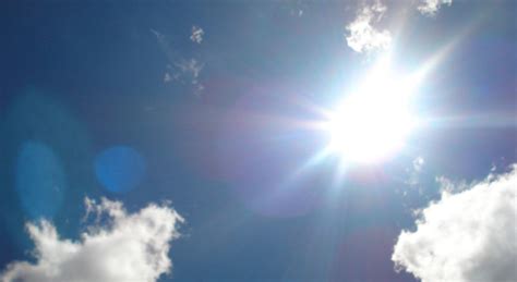 Tomorrow's Weather Waterloo: Clear Skies, Mild Temps Near 15°C - The Weather Network