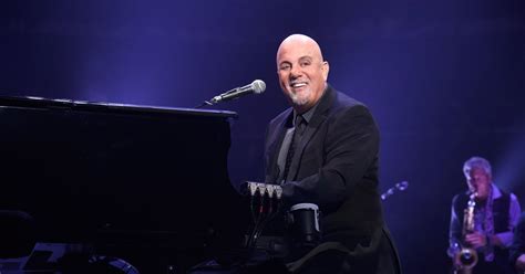 Billy Joel - In Concert in New York at Madison Square Garden