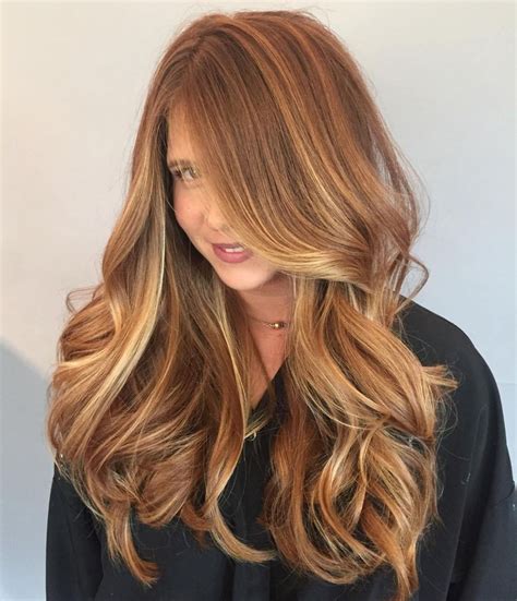 blonde hair color with caramel highlights