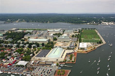 U.S. Naval Academy in Maryland placed on security lockdown - EMSEKFLOL.COM