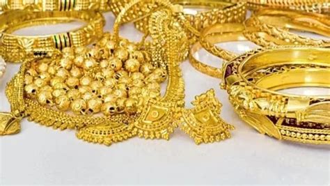 Dubai Gold Rate: दुबई में सोमवार को इस कीमत पर बिक रहा है गोल्ड, तुरंत ...