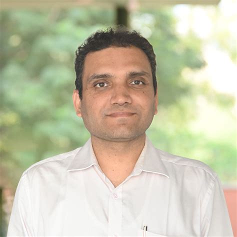 Varun Sinha - Navrachana University