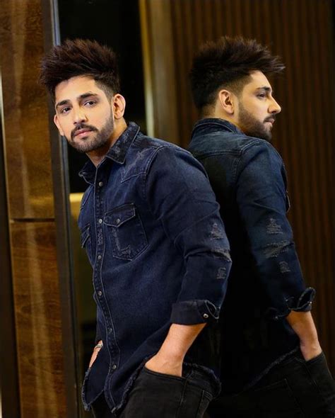 ਨਵੀਆਂ ਤਸਵੀਰਾਂ 'ਚ ਦੇਖੋ ਬੱਬਲ ਰਾਏ ਦੀ ਘੈਂਟ ਲੁੱਕ - babbal rai new photoshoot