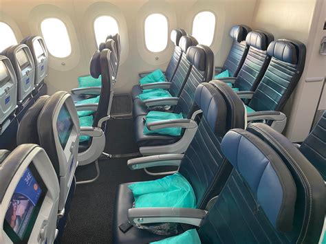United offering Europe flights from 30,000 miles one-way - The Points Guy