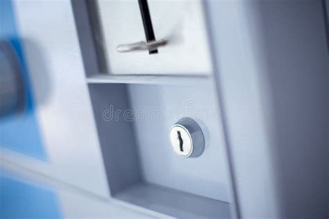 Laundry Coin Machine Designs 的图像结果