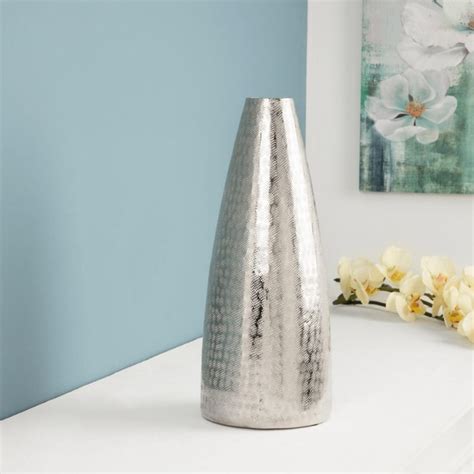 Buy Splendid Petiole Textured Flower Vase from Home Centre at just INR ...