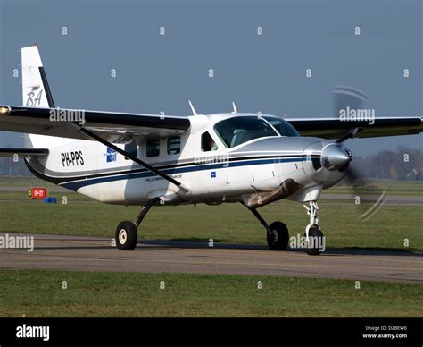 Cessna 208B Grand Caravan PH-PPS take off at Teuge Stock Photo - Alamy