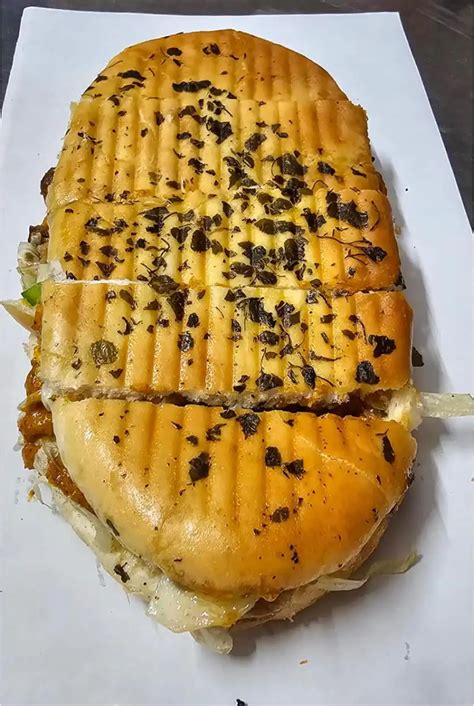 Bomb Rolls & Bowls, Ambernath order online - Zomato