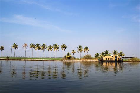 List of Important Lakes in India, Largest Lakes and Types of Lakes