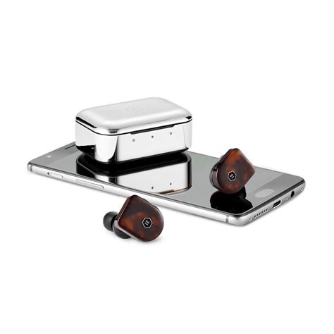 Master & Dynamic MW07 - True Wireless Earphones