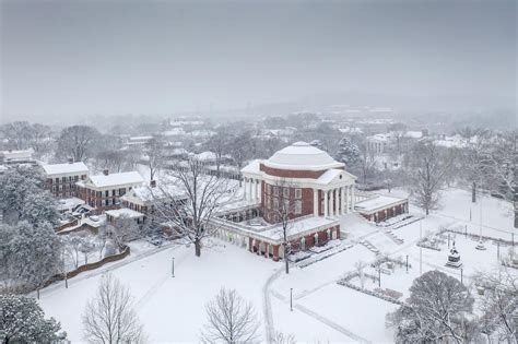 University of Virginia (UVA) Admissions 2026: Application Deadline ...