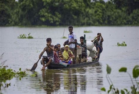 Akshay Kumar Pledges To Donate Rs 1 Cr Each To CM Relief Fund Kaziranga ...