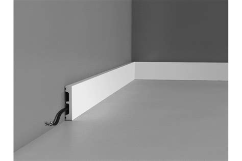 Плинтус из полиуретана Orac Decor SX157 SQUARE