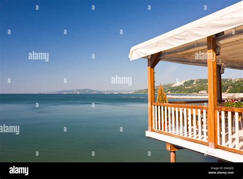 Beach Restaurant 的图像结果