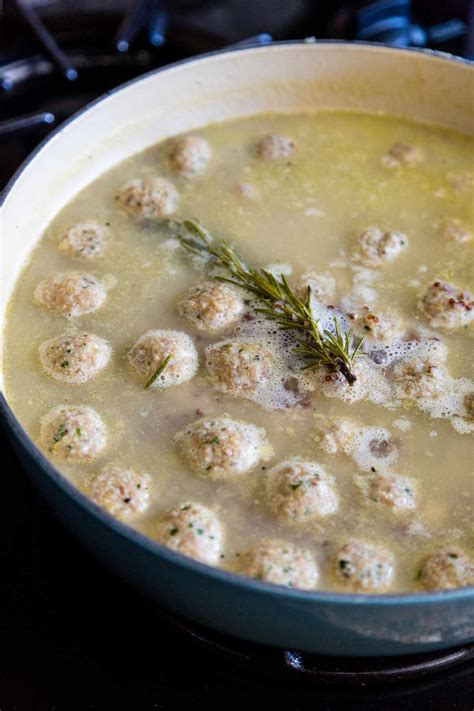 Simmering (Moist-Heat Cooking Method) - Jessica Gavin