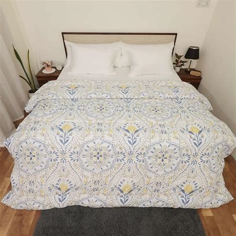 Amazon.in Bestsellers: The most popular items in Bedding Comforters & Sets