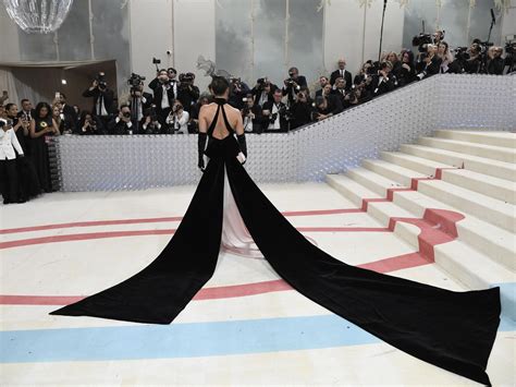 Kerala Artisans Made Their Way to Met Gala By Weaving Iconic White Carpet